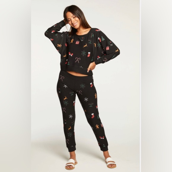 wear.
❄️ Festive + Comfy Chaser Holiday Stitch Lounge Set Sz M NWT - Picture 1 of 7